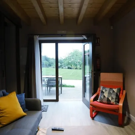 Y La Santilar Apartment *