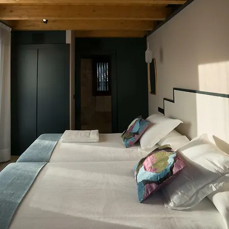 Y La Santilar Apartment