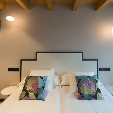 Y La Santilar Apartment